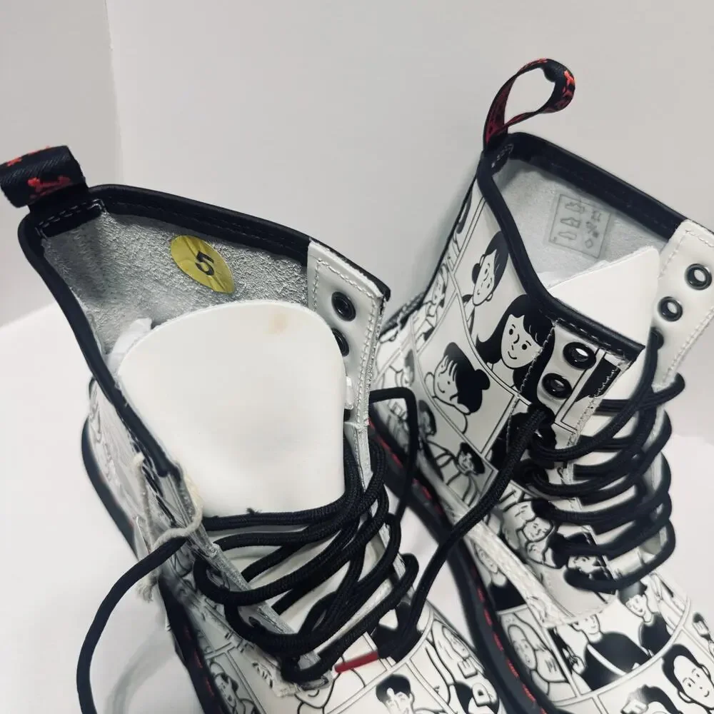 Doc Dr Martens Air Wair Lace Up Combat Boots White Women's 5 NWT Fuluki Kanai